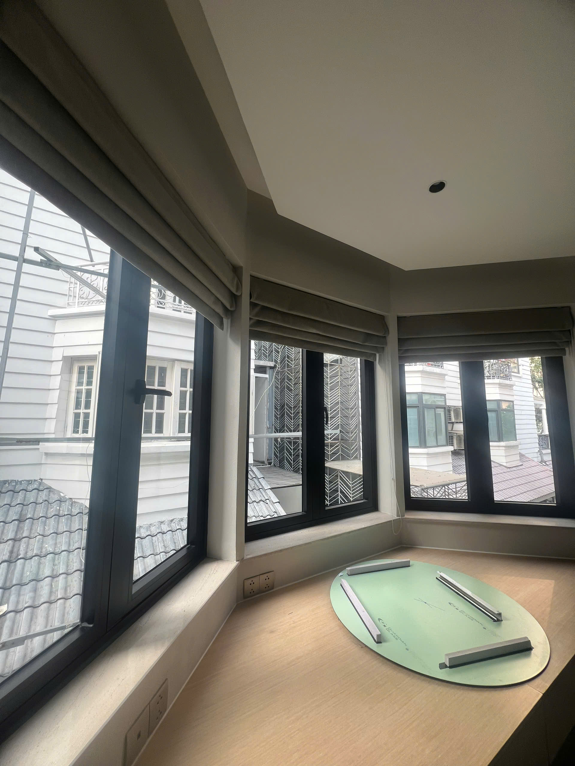 REM CUA 2 LOP BINH THANH28