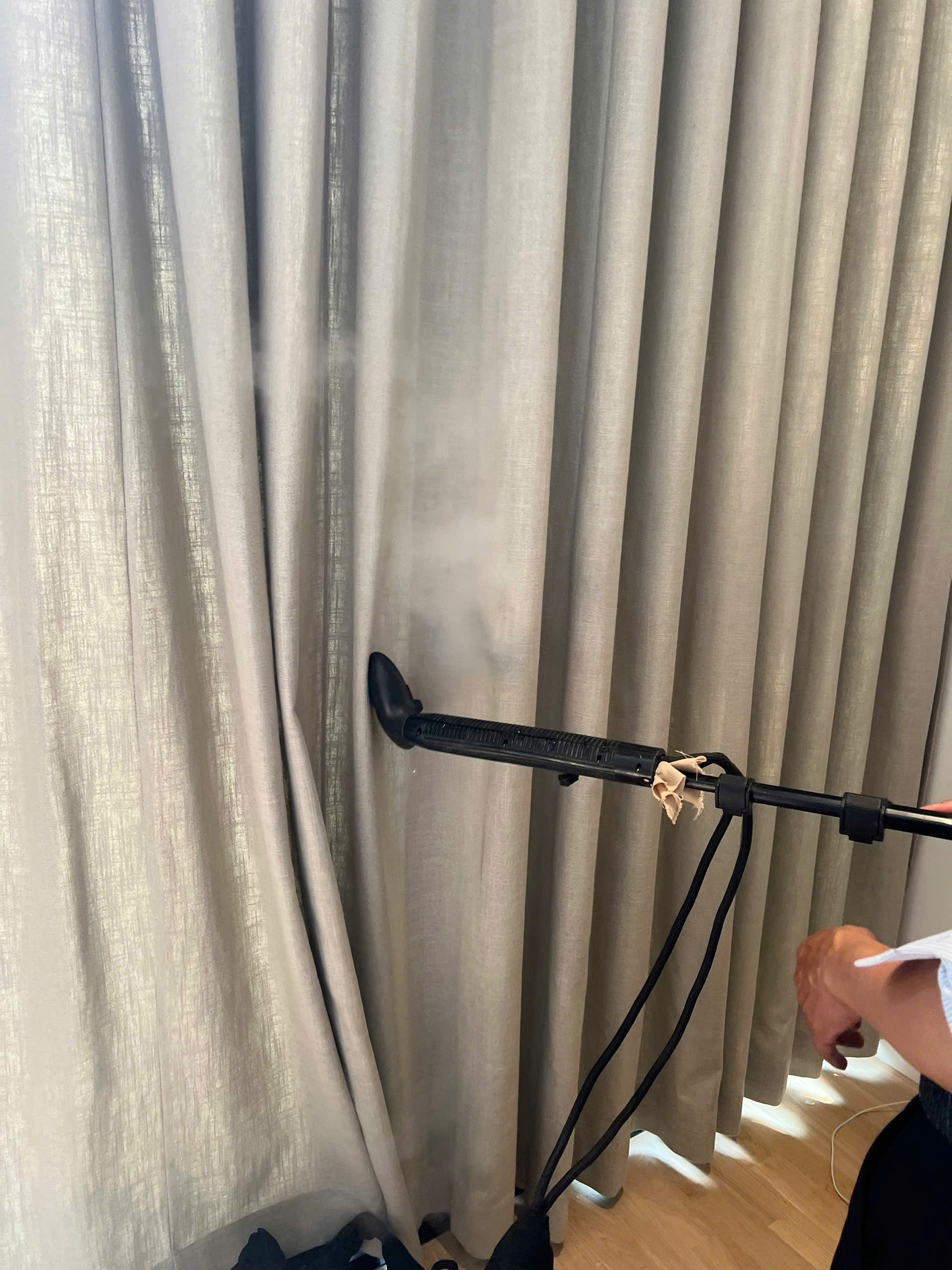 REM-CUA-2-LOP-BINH-THANH4 REM CUA 2 LOP BINH THANH4