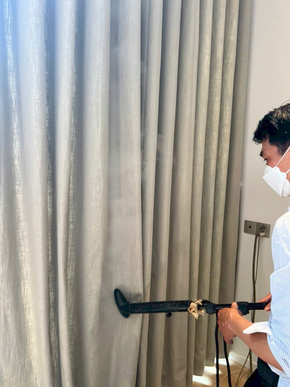 REM CUA 2 LOP BINH THANH5